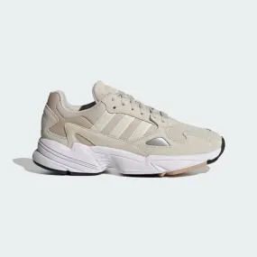 03308 Adidas Falcon W