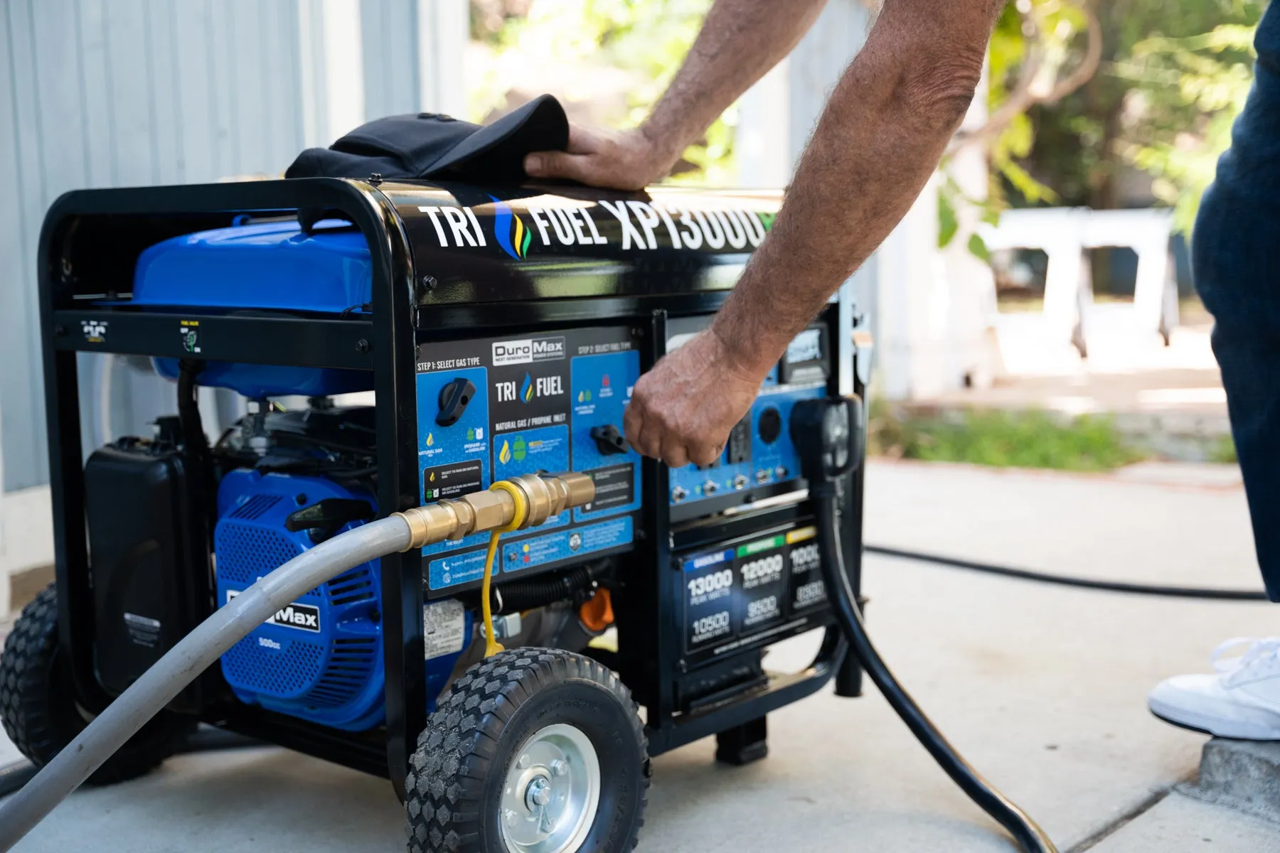 13,000 Watt Tri Fuel Portable HXT Generator w/ CO Alert