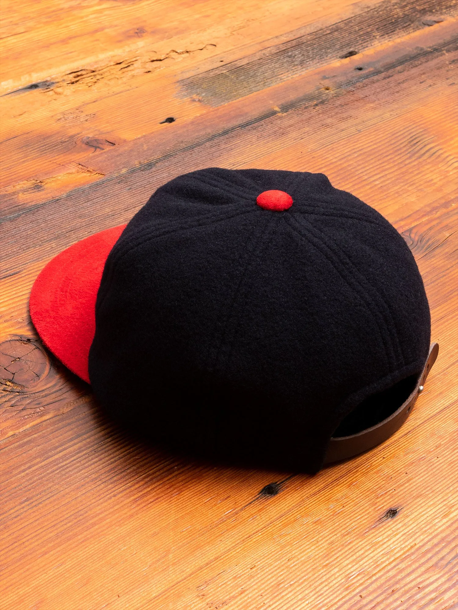 2 Tone Wool Cap in Navy/Red