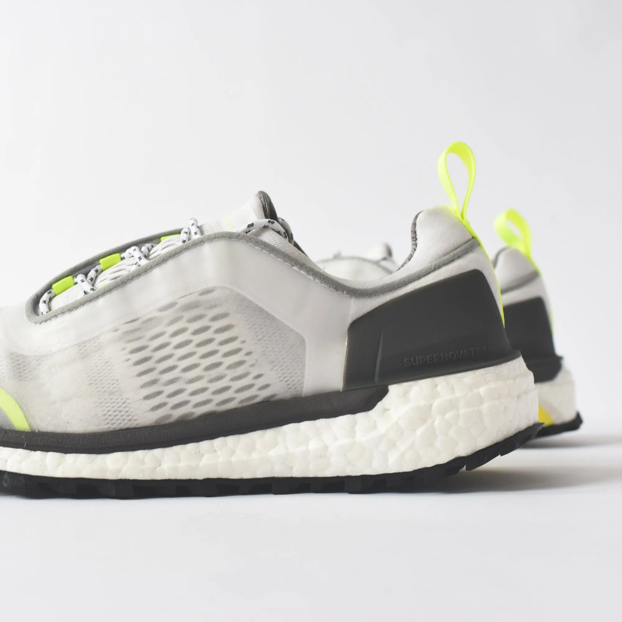 adidas by Stella McCartney WMNS Supernova Trail - White / Solar Yellow / Black