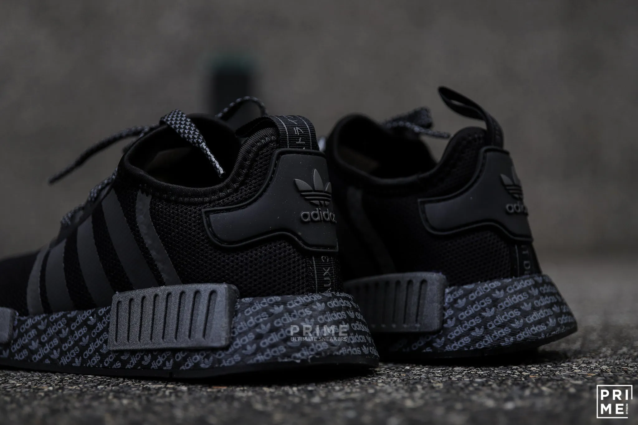 Adidas NMD R1  PRINT BOOST/BLACK   (FV6989)