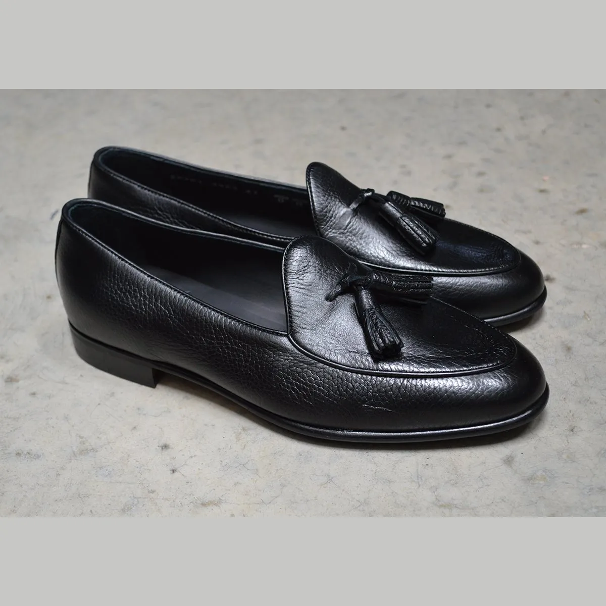 Berwick 1707 Tassel Belgian Loafer (4951) -Black Deerskin