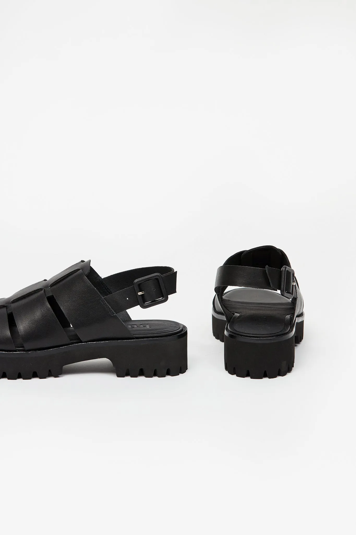 Chingu Sandal Black