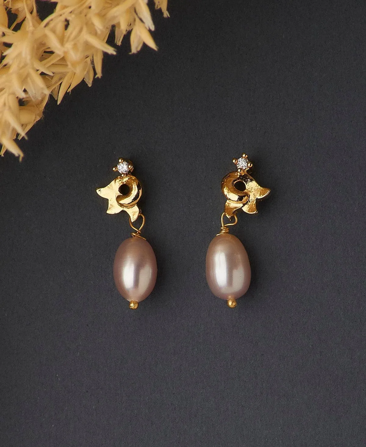 Elegant Stone Studded Pearl Earring